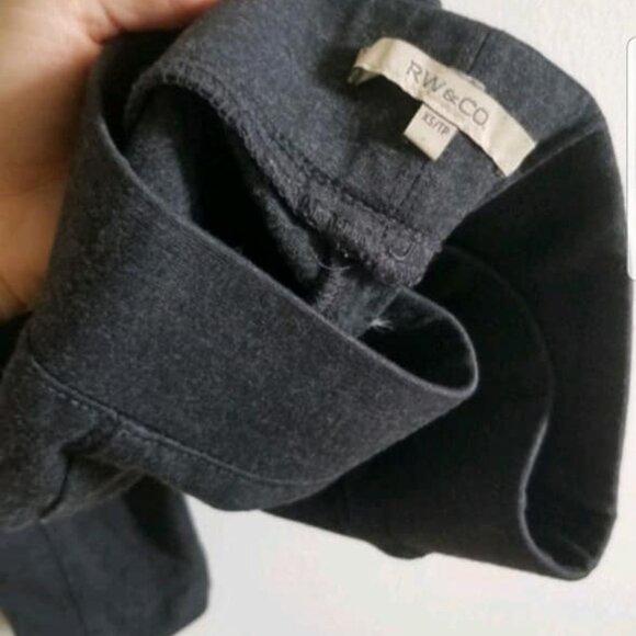 Thick Grey Leggings - RW&CO XS - Picture 2 of 2